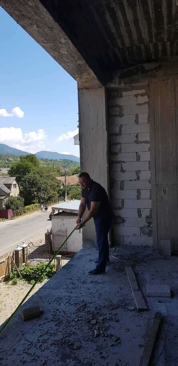 Заміри фасадних алюмінієвих систем торгівельного центру