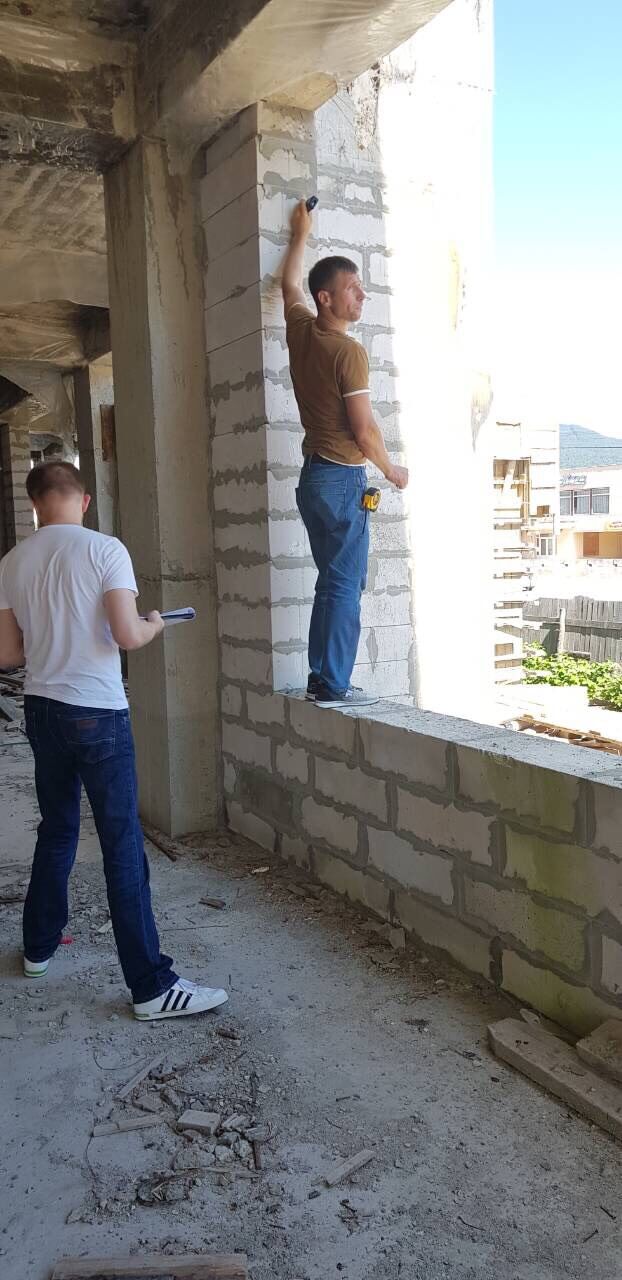 Заміри фасадних алюмінієвих систем торгівельного центру