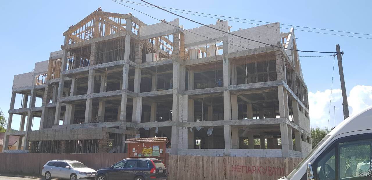 Заміри фасадних алюмінієвих систем торгівельного центру