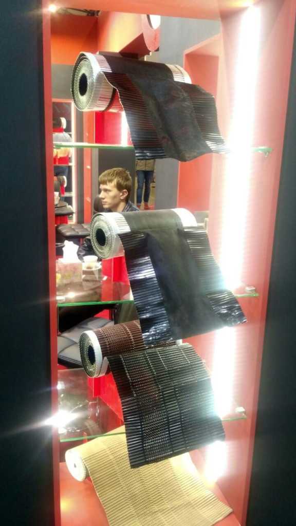 Зразки підконькової стрічки