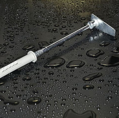 Болт для кріплення труби