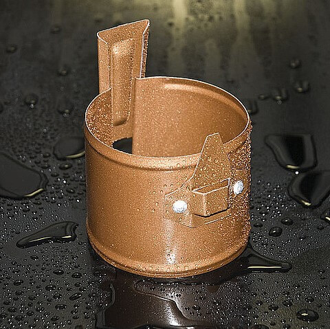 Кріплення водостічної труби під дюбель