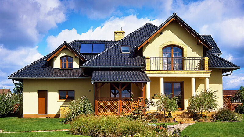 Фото даху з керамічною черепицею